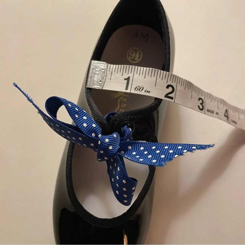 Spotlights Black Patent Tap Shoes w/ Polka Dot Bows - Size 9.5T